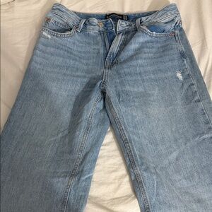 Stradivarius D9 Light Blue Straight Leg Jeans